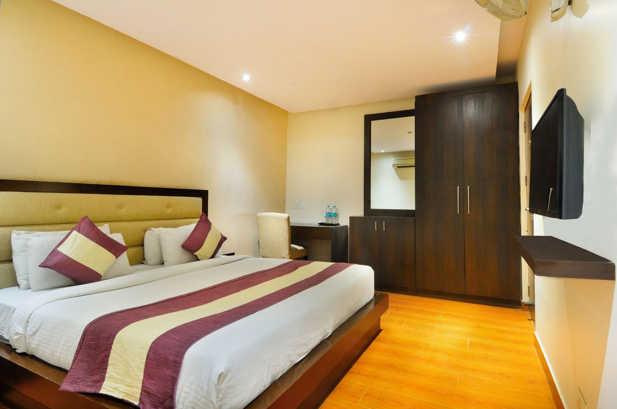 Hotel Aura @Airport Νέο Δελχί Εξωτερικό φωτογραφία