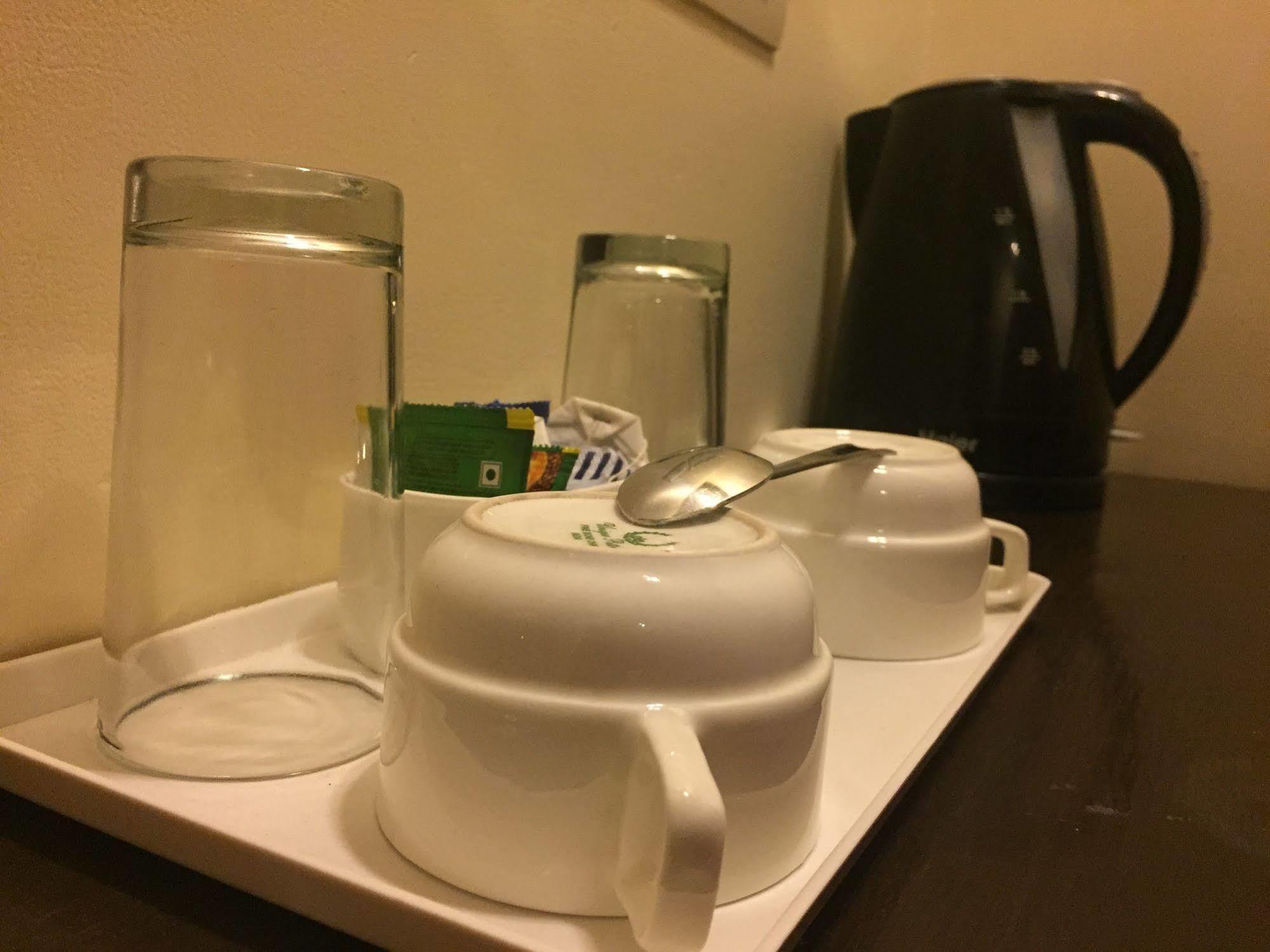 Hotel Aura @Airport Νέο Δελχί Εξωτερικό φωτογραφία