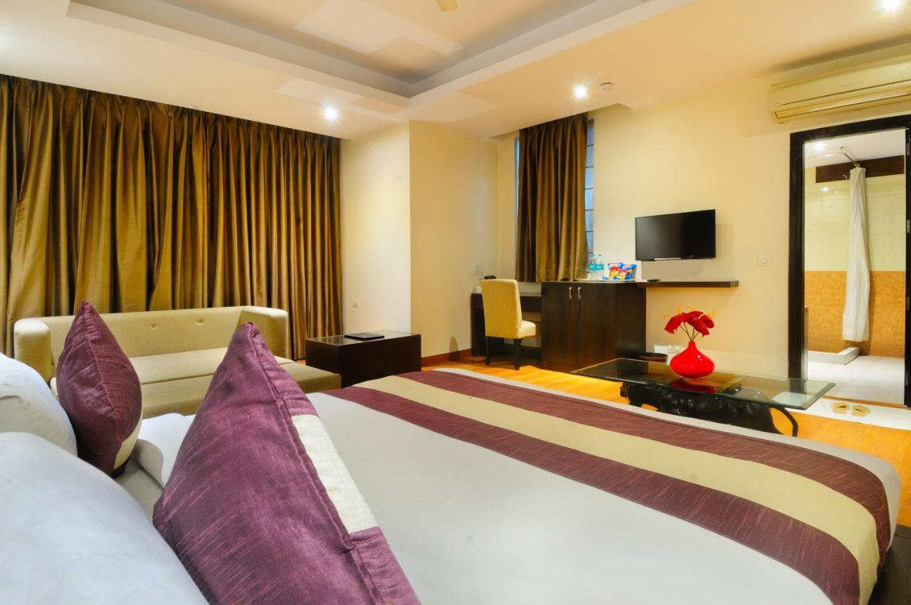 Hotel Aura @Airport Νέο Δελχί Εξωτερικό φωτογραφία