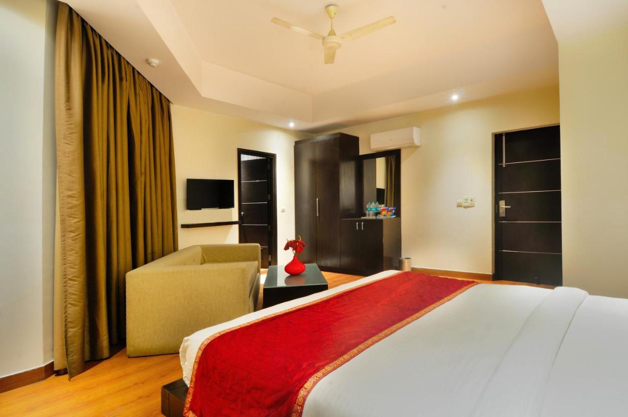 Hotel Aura @Airport Νέο Δελχί Εξωτερικό φωτογραφία